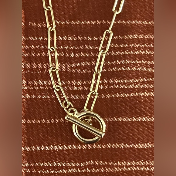 🎆 3 for $20 🎆   Dainty Paperclip Chain Necklace - Picture 4 of 5